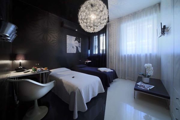 Hotel Cristallo (Brescia)